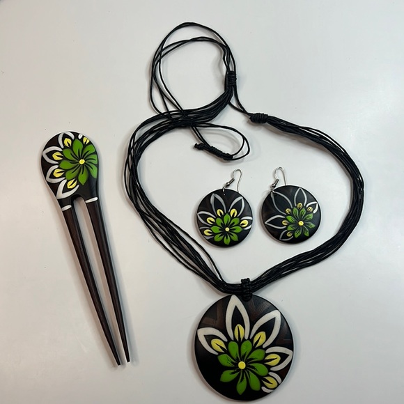 Wood Earrings Necklace Hair Comb Set - Picture 3 of 16